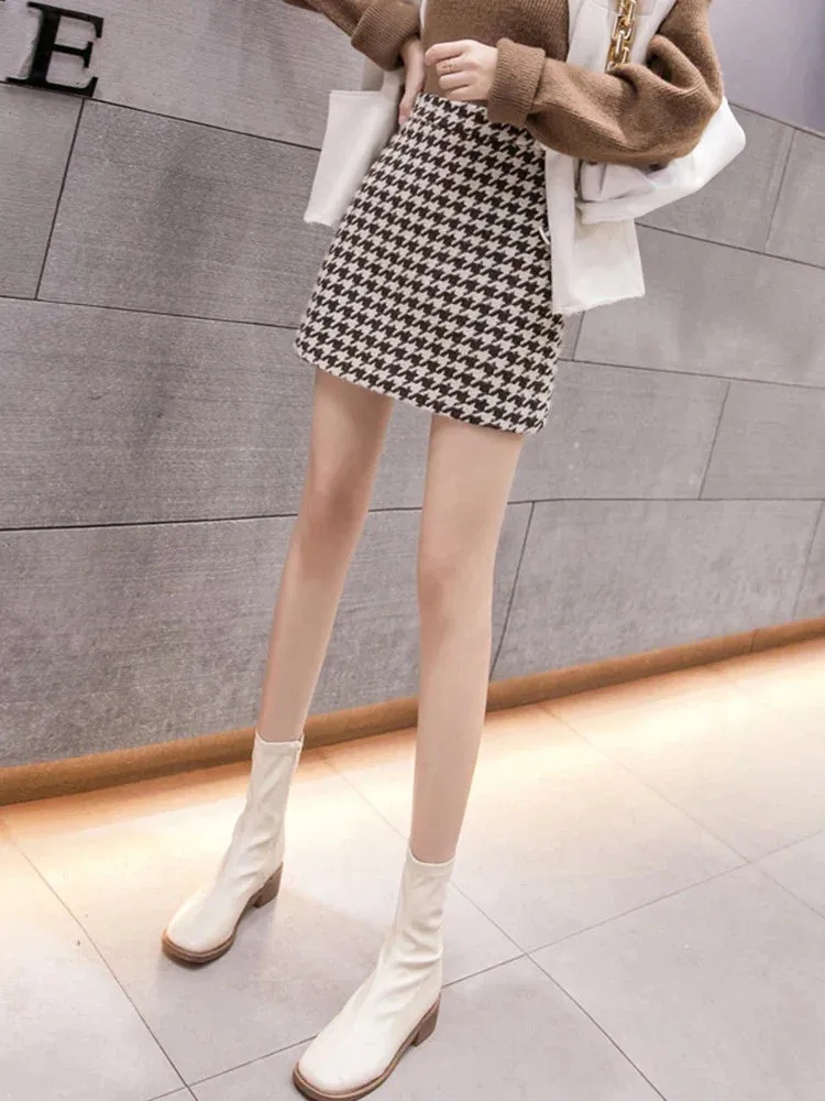 Plaid Wool Mini Skirt - Black/Beige