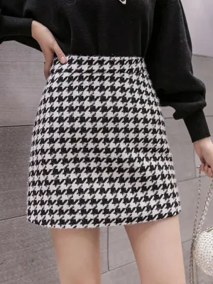 Plaid Wool Mini Skirt - Black/Beige