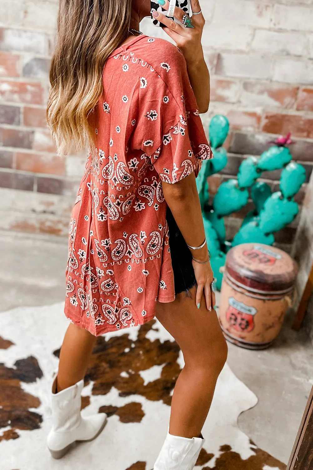 Red Paisley Print Crewneck Split T Shirt
