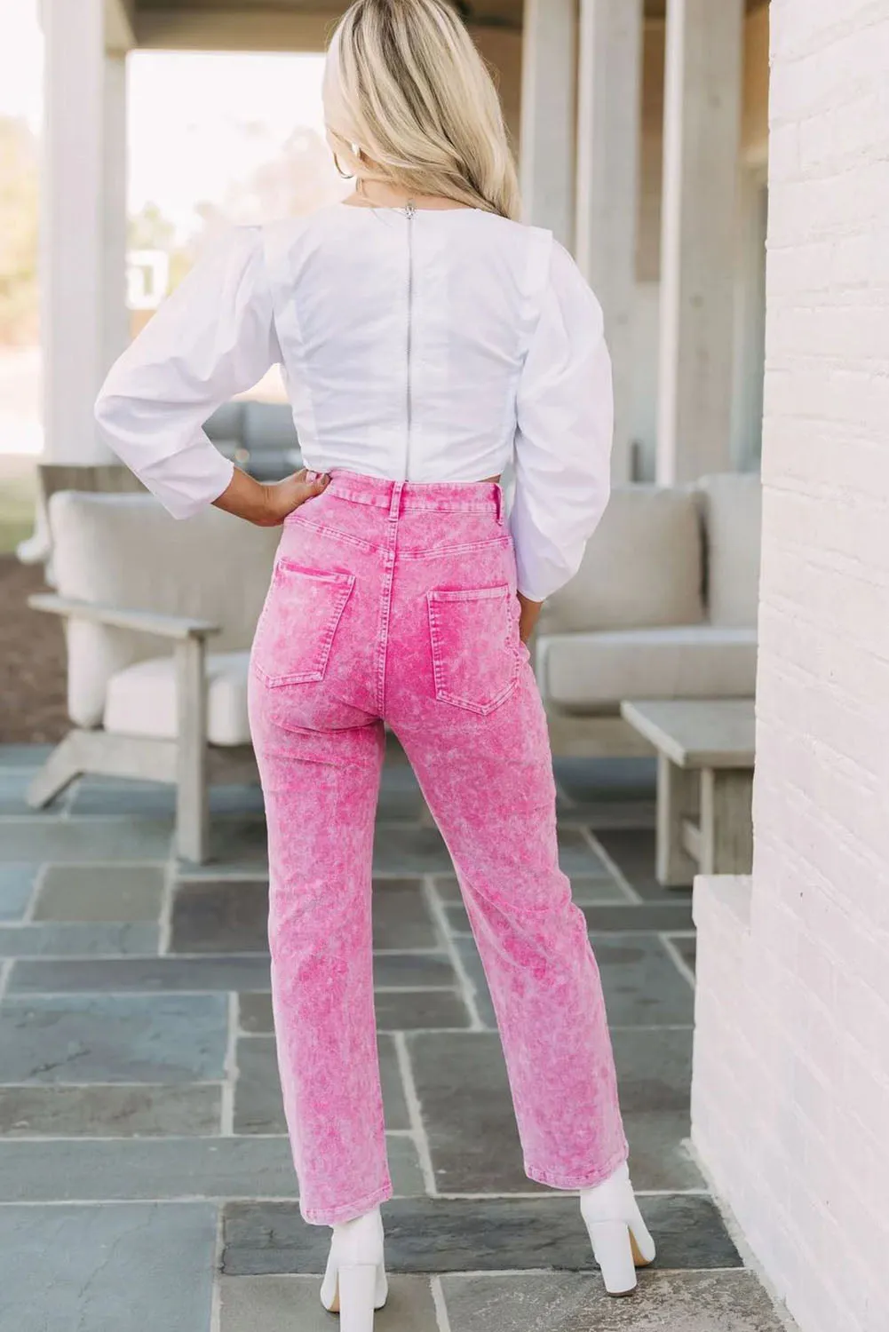 Rose Mid-Waist Pocketed Button Casual Jeans
