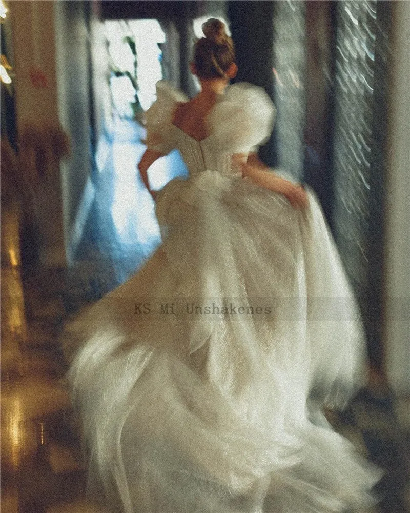 Shiny Glitter Wedding Dresses with Puff Short Sleeve Vintage Gowns Princess