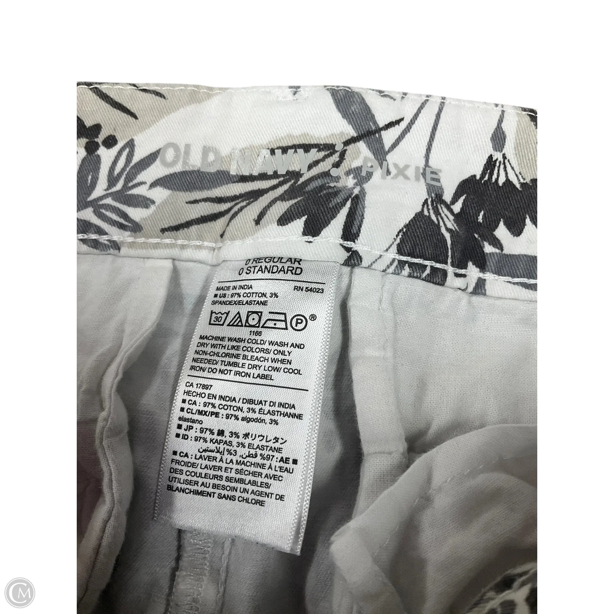Shorts By Old Navy In Grey & White, Size: 0