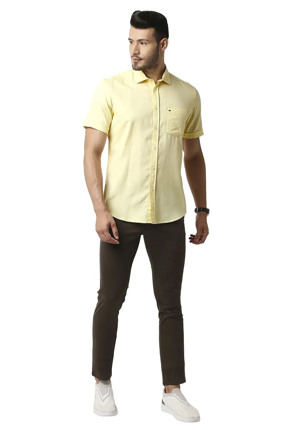 Slim Fit Dobby Halfsleeves Shirt
