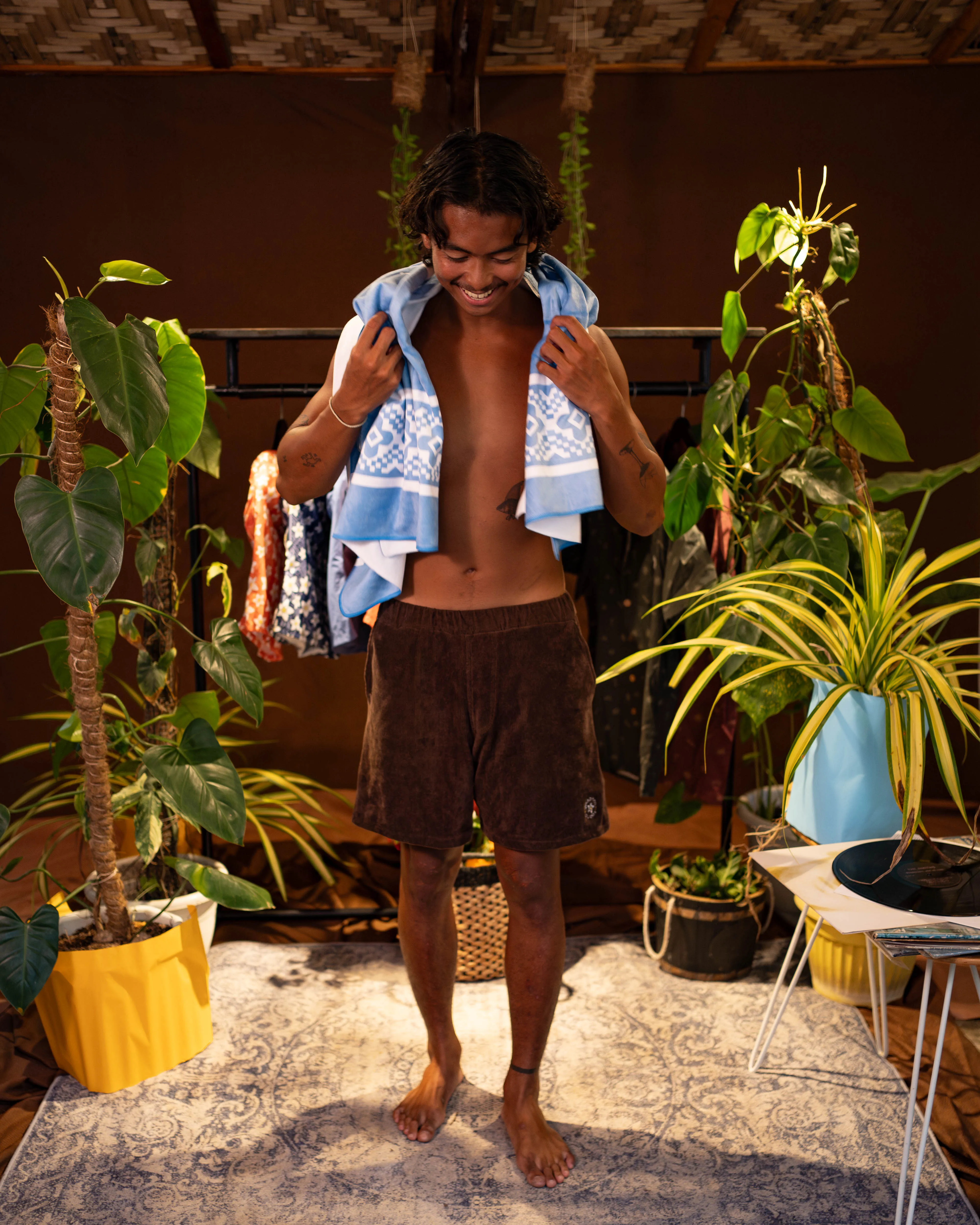 Take It Easy Icon Corduroy Shorts - Brown