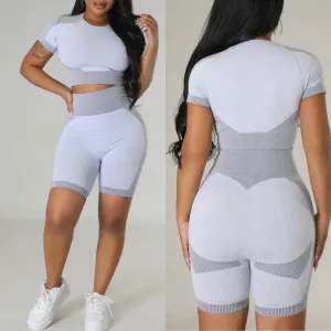 TEXTURED TWO TONE TOP & SHORTS SET