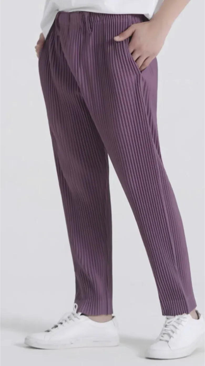 The Doran Pleated Straight Casual Pants