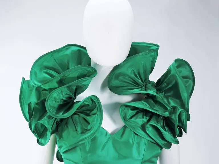 TRAVILLA Attributed Kelly Green Ruffled Cocktail Dress Size 6