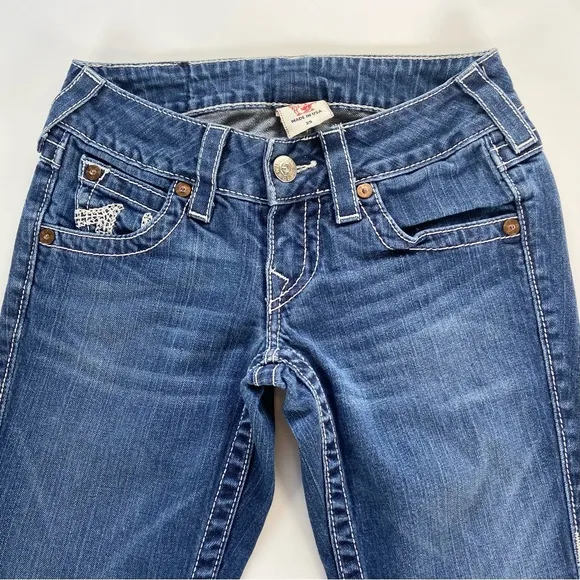 True Religion Jeans Women’s 25 Low Rise Slim Straight Medium Blue Wash Bottoms