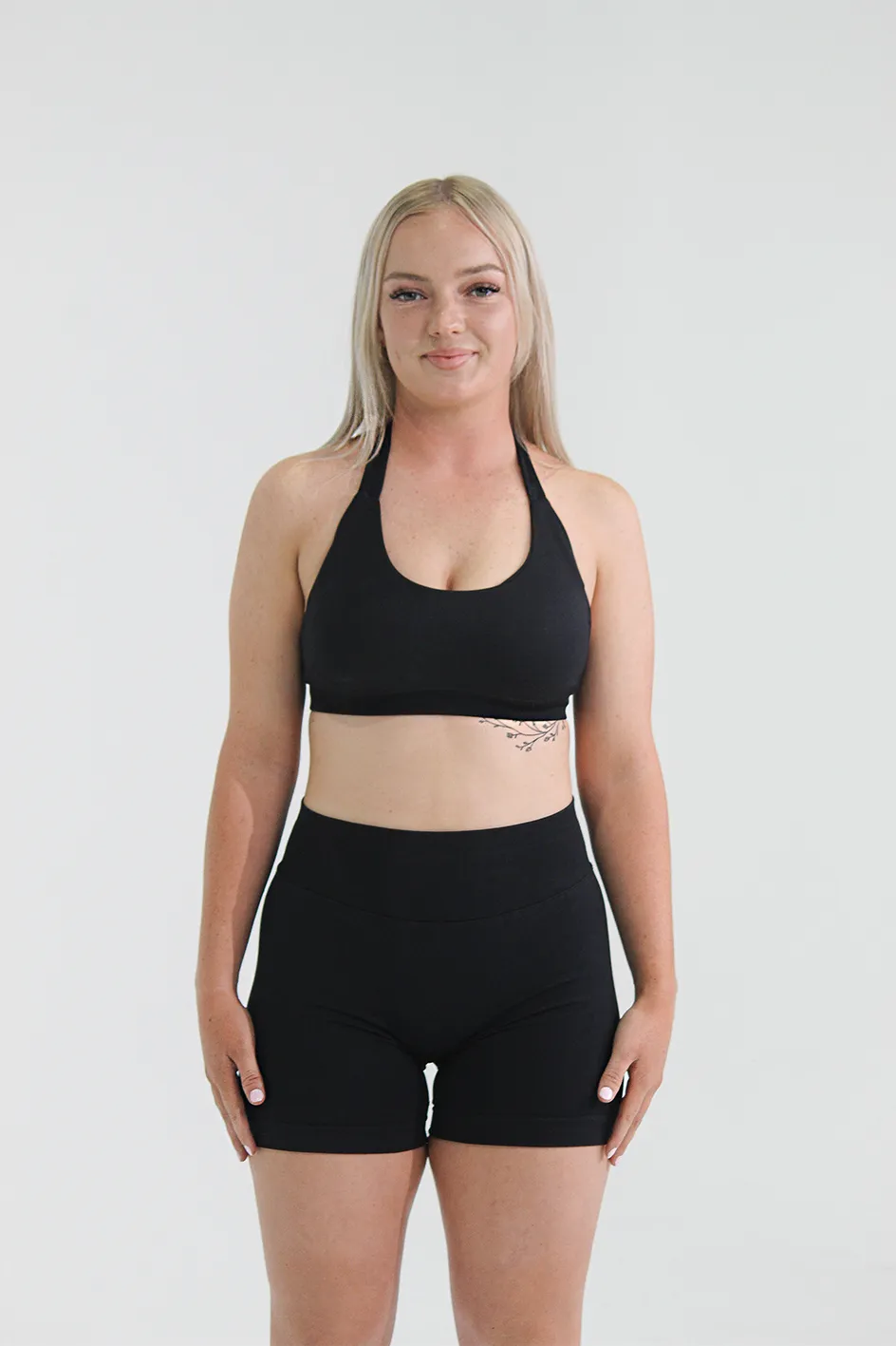 VERA CROP - ONYX