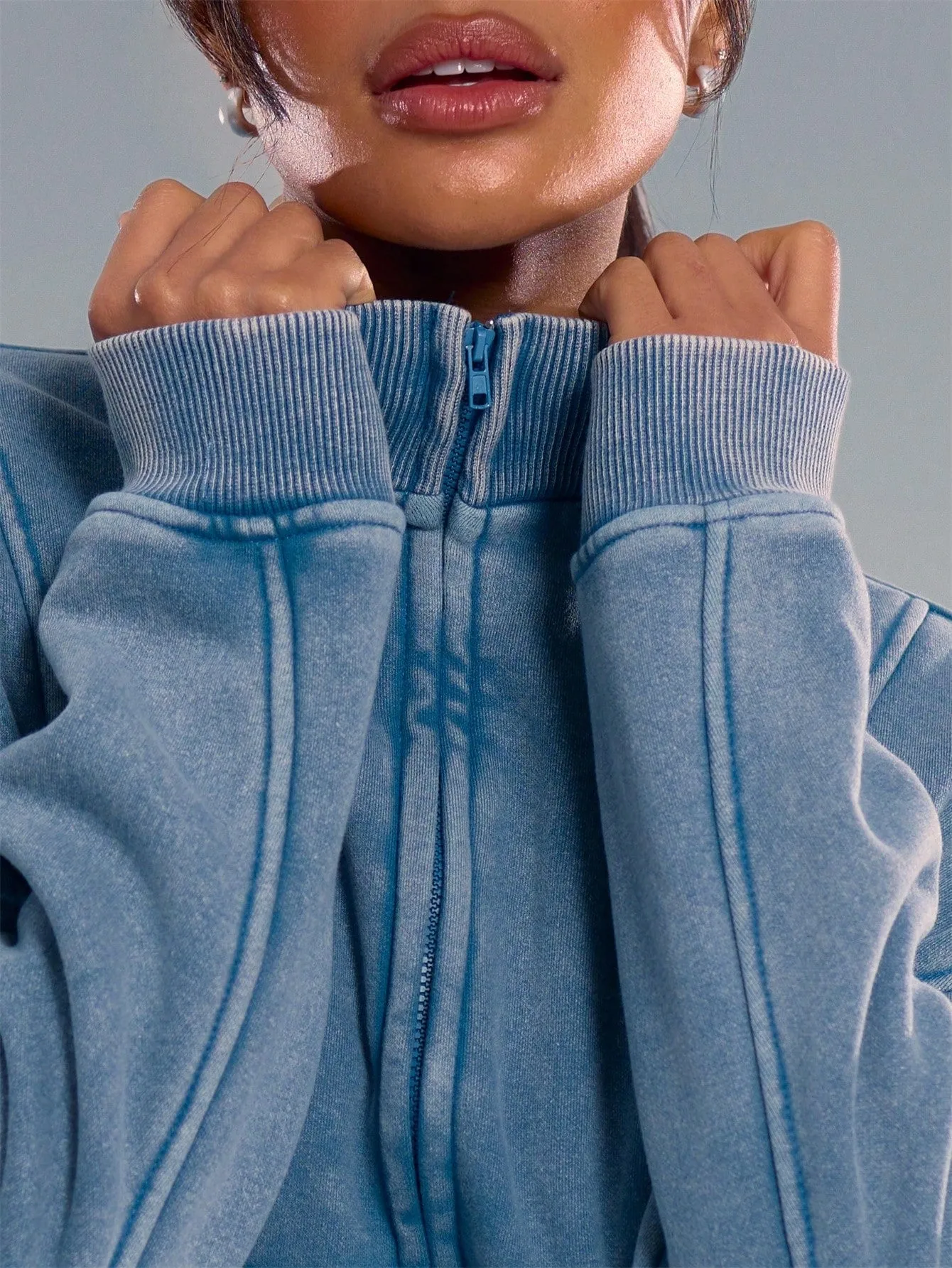 Washed Zip-Through Sweatshirt – Casual & Comfy Outerwear