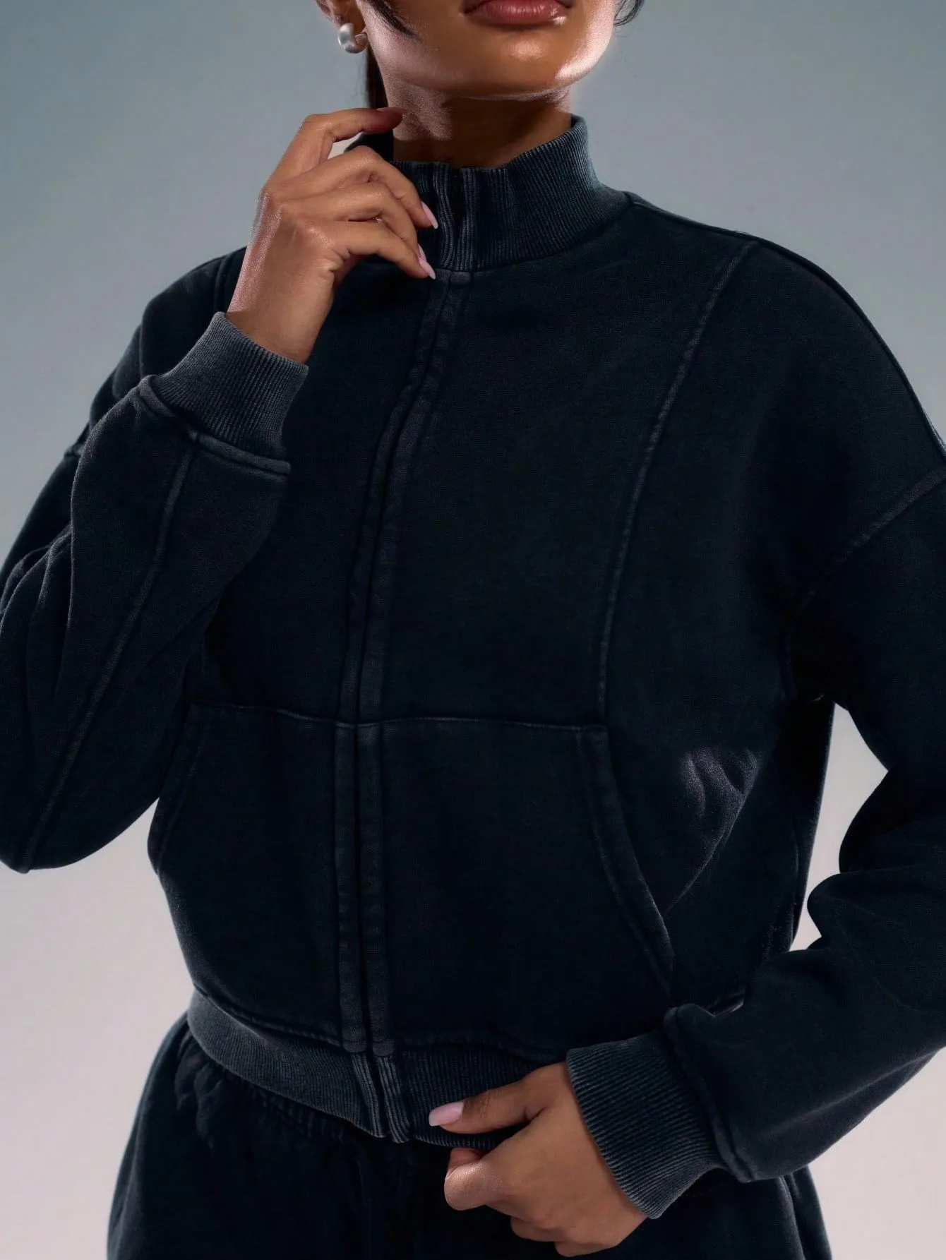 Washed Zip-Through Sweatshirt – Casual & Comfy Outerwear