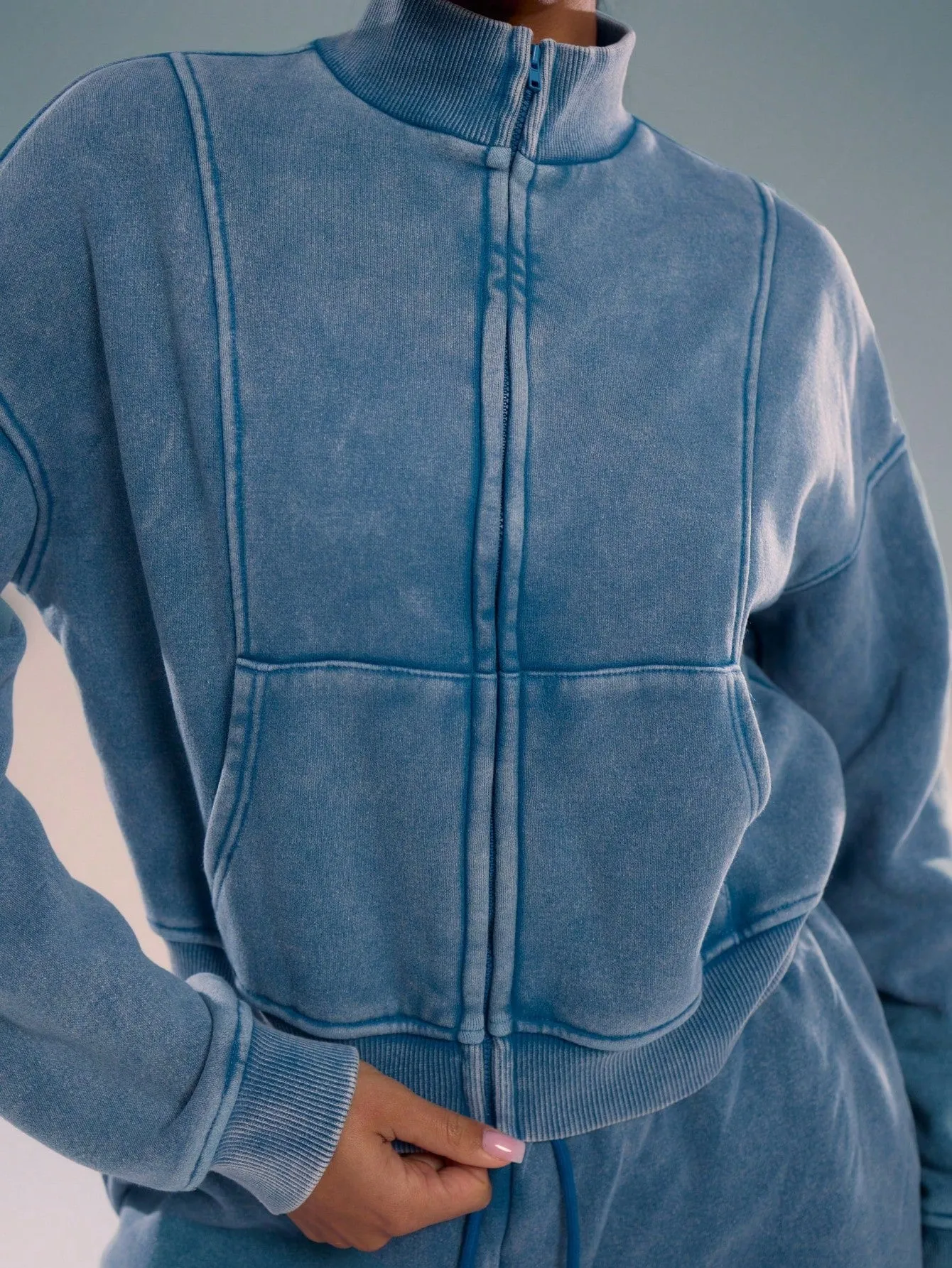 Washed Zip-Through Sweatshirt – Casual & Comfy Outerwear