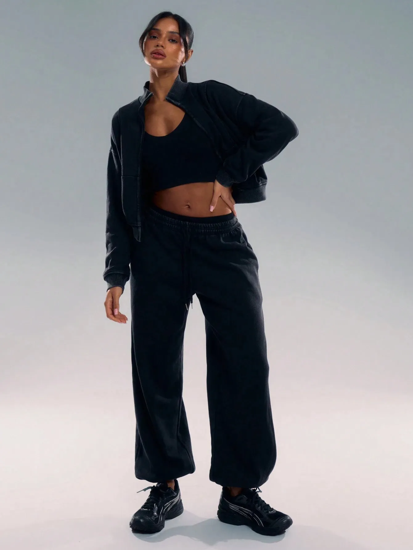 Washed Zip-Through Sweatshirt – Casual & Comfy Outerwear