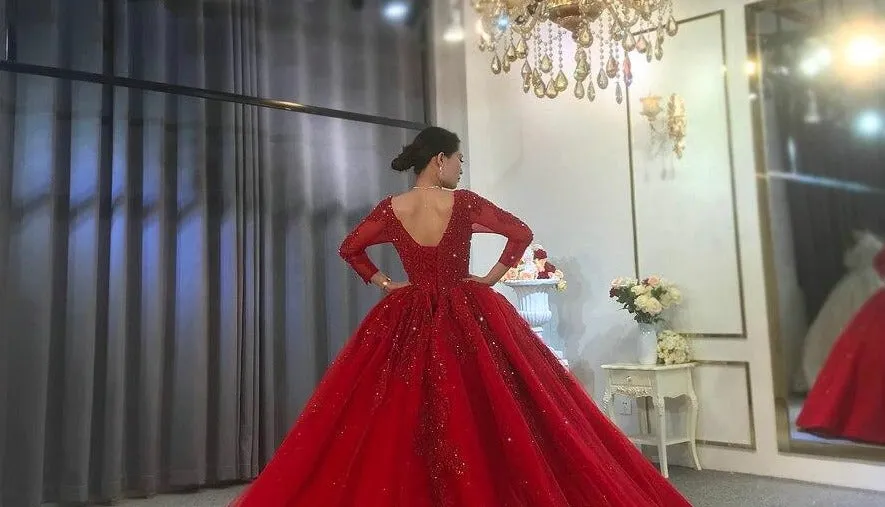 Wedding dress with long lace sleeves