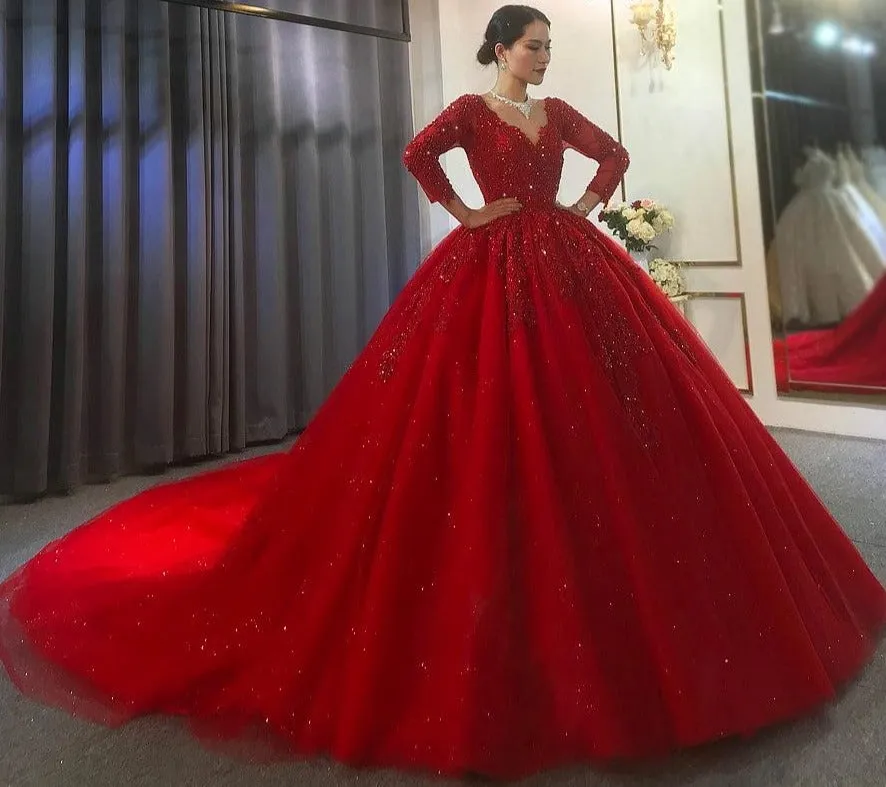 Wedding dress with long lace sleeves