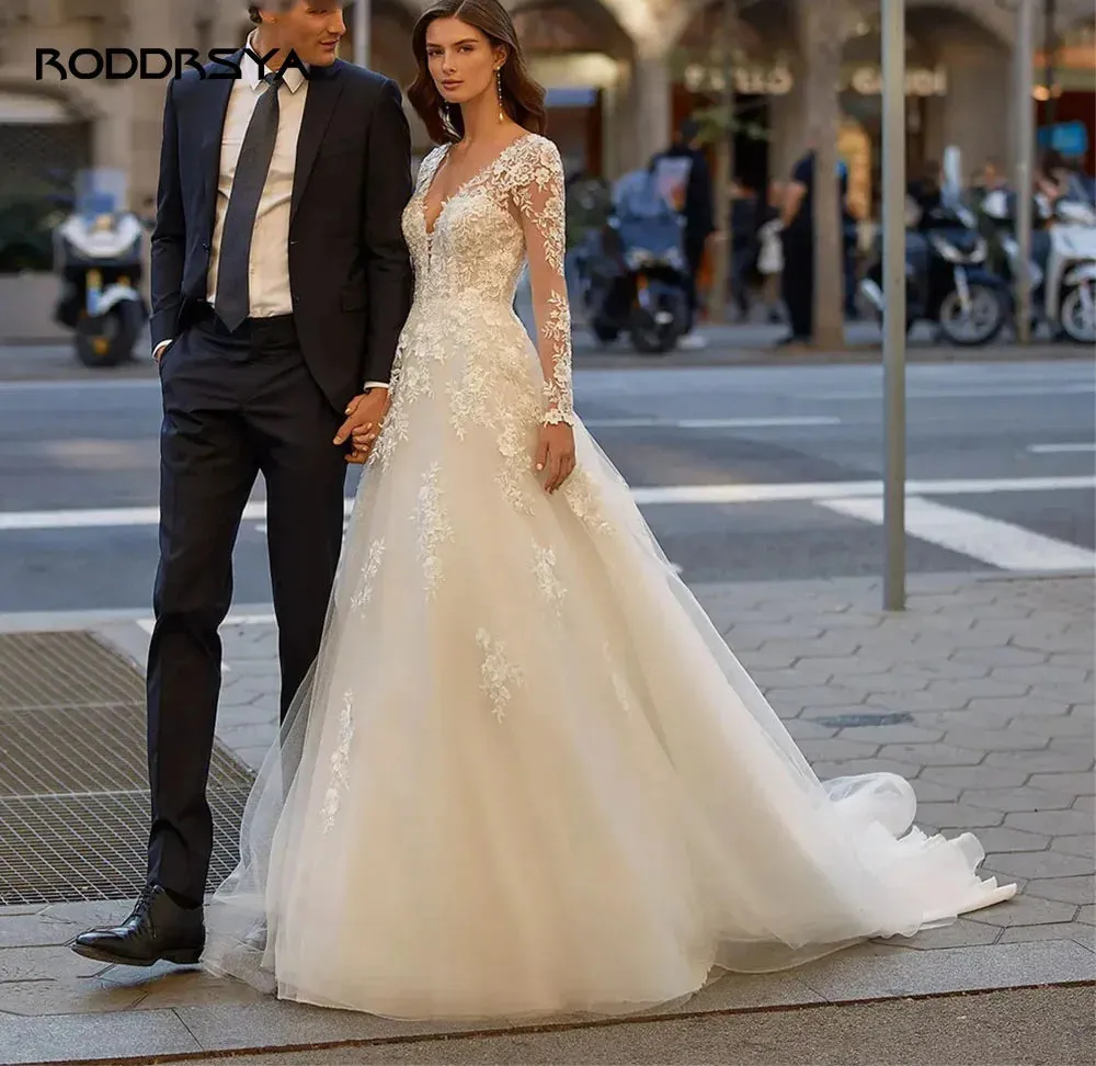 Wedding Dresses For Women Long Sleeves Bridal Gowns Appliques Button