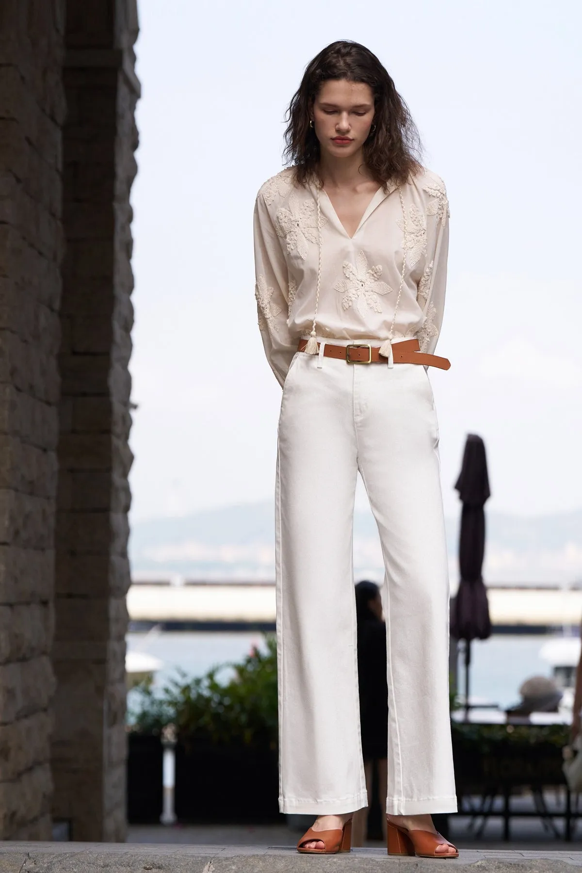 White Cropped High-Rise Straight Jeans