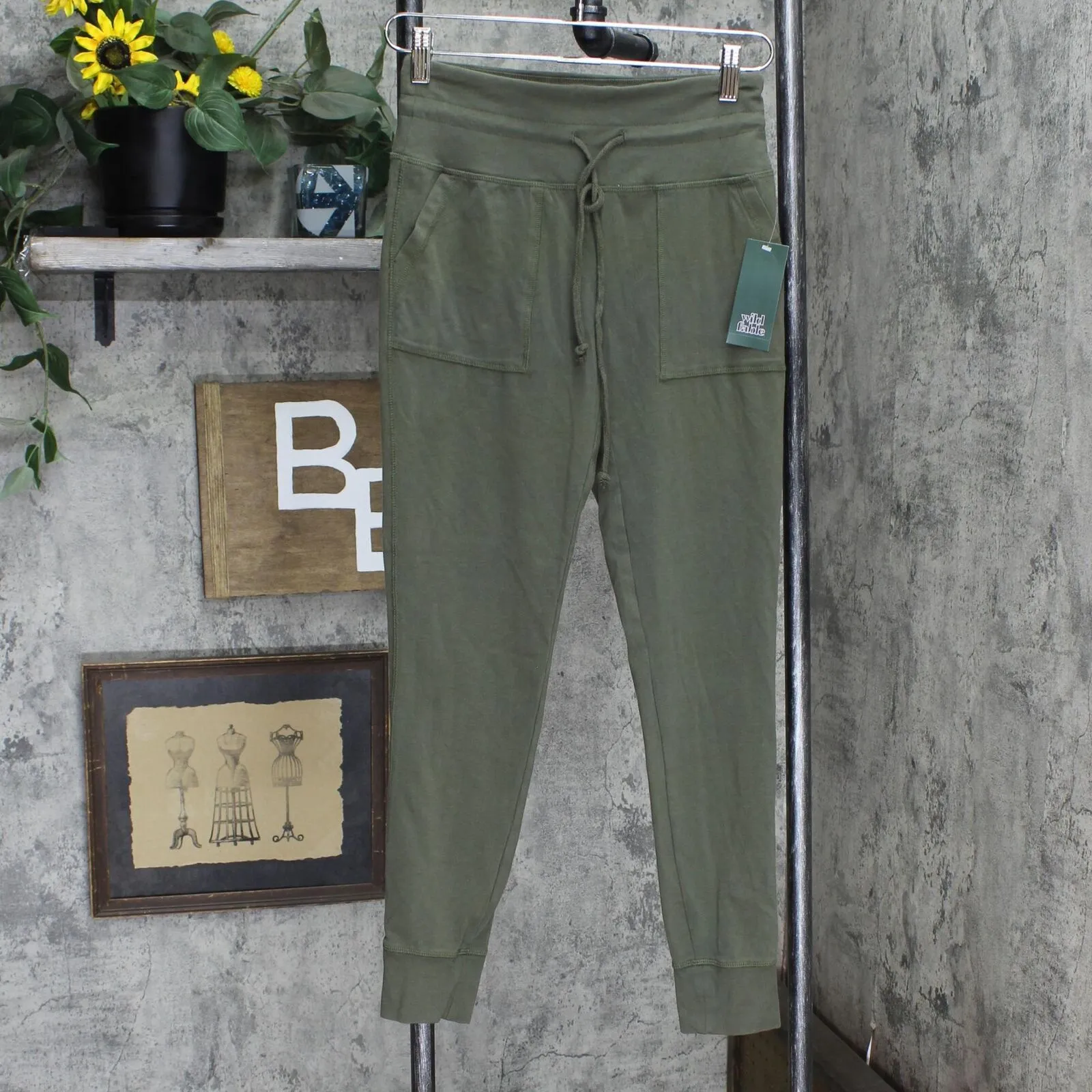 Wild Fable Women's High-Waisted Pocket Leggings