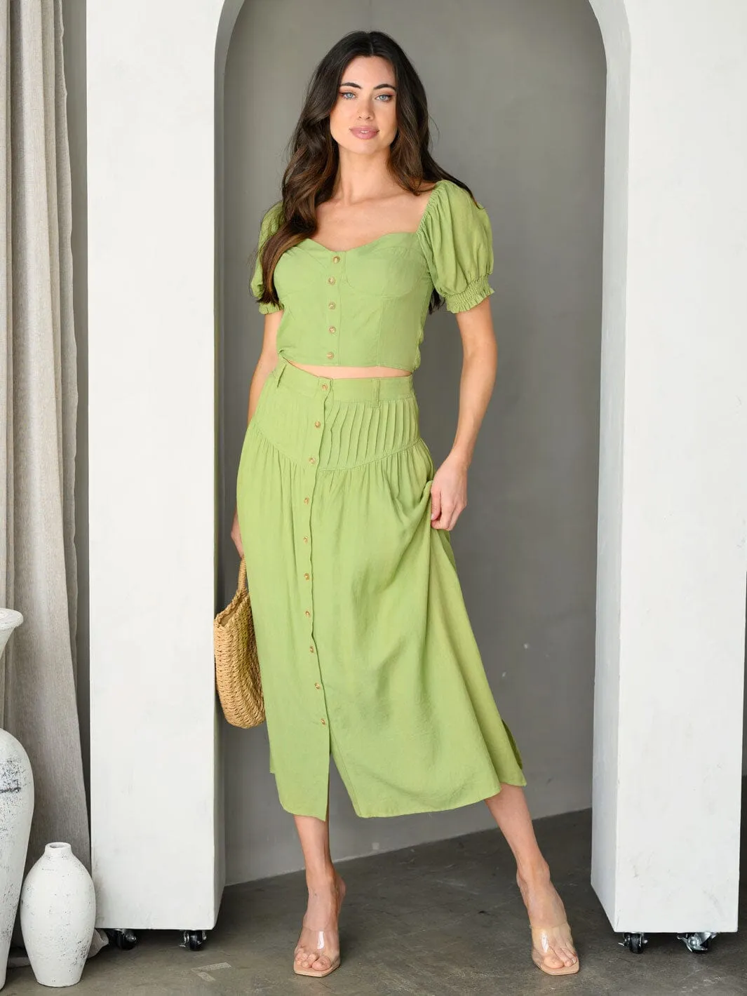 WOMEN'S SHORT SLEEVE TOP & MIDI SKIRT 2PC SET.