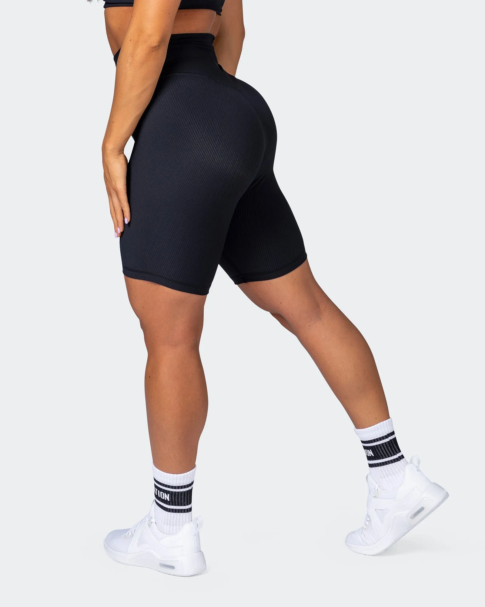Zero Rise Rib Referee Length Shorts - Black